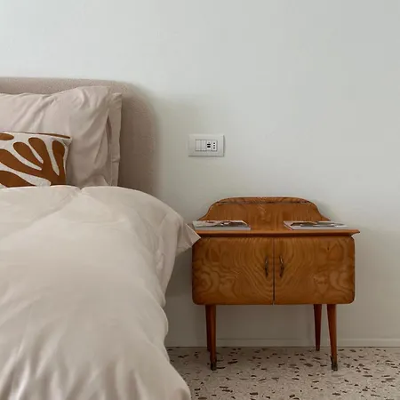 Πανσιόν Maison Bengasi 3*